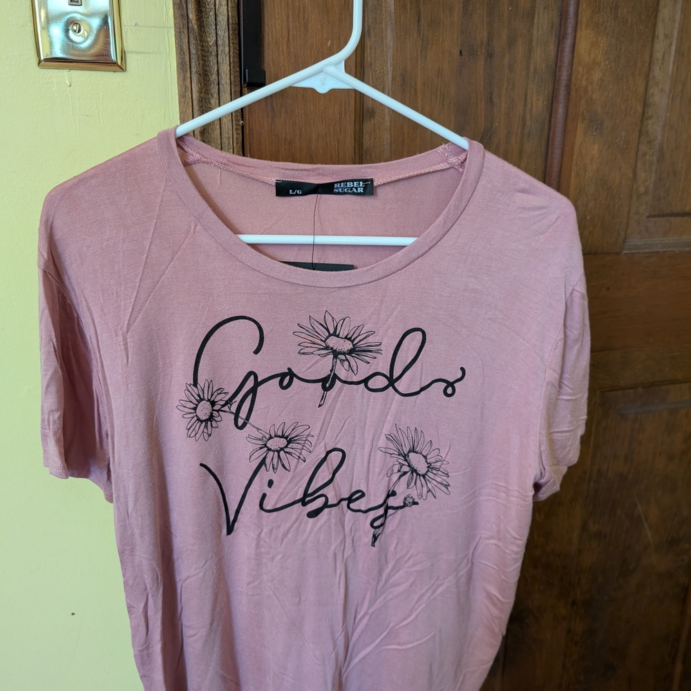 NWT Francesca's Collections Pink Good Vibes Tee